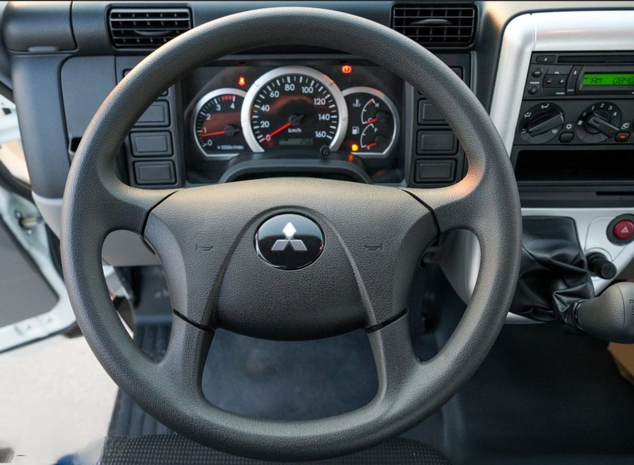 ميتسوبيشي فوسو كانتير كانتر شاحنة ديزل مانوال