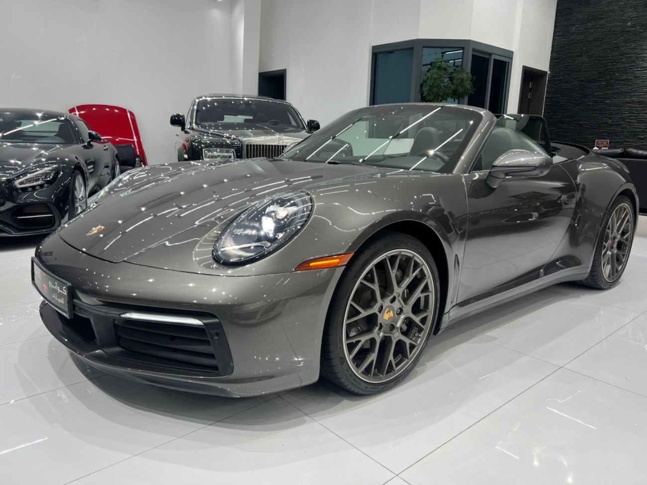 Porsche 911 Carrera 3.0L (444 HP) Coupe