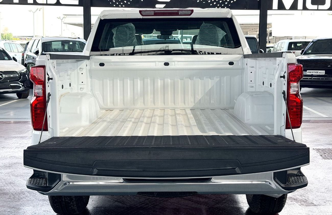 Chevrolet Silverado V8 5.3L AWD GCC Specification