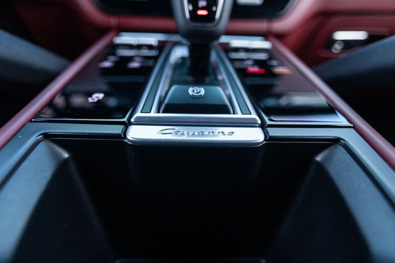 بورش كايان Platinum Edition