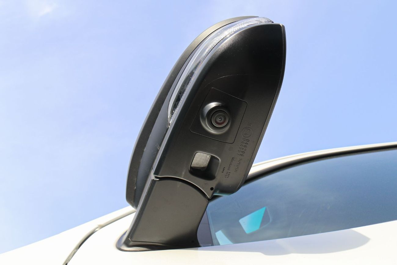 Toyota Hilux Toyota Hilux adventure 2025 | Best price guaranteed | White | contact Now