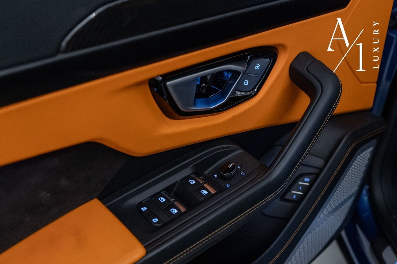 Lamborghini Urus STD 4.0T V8 2022 Lamborghini Urus, Service Contract With Lamborghini, Excellent Condition, GCC Spec