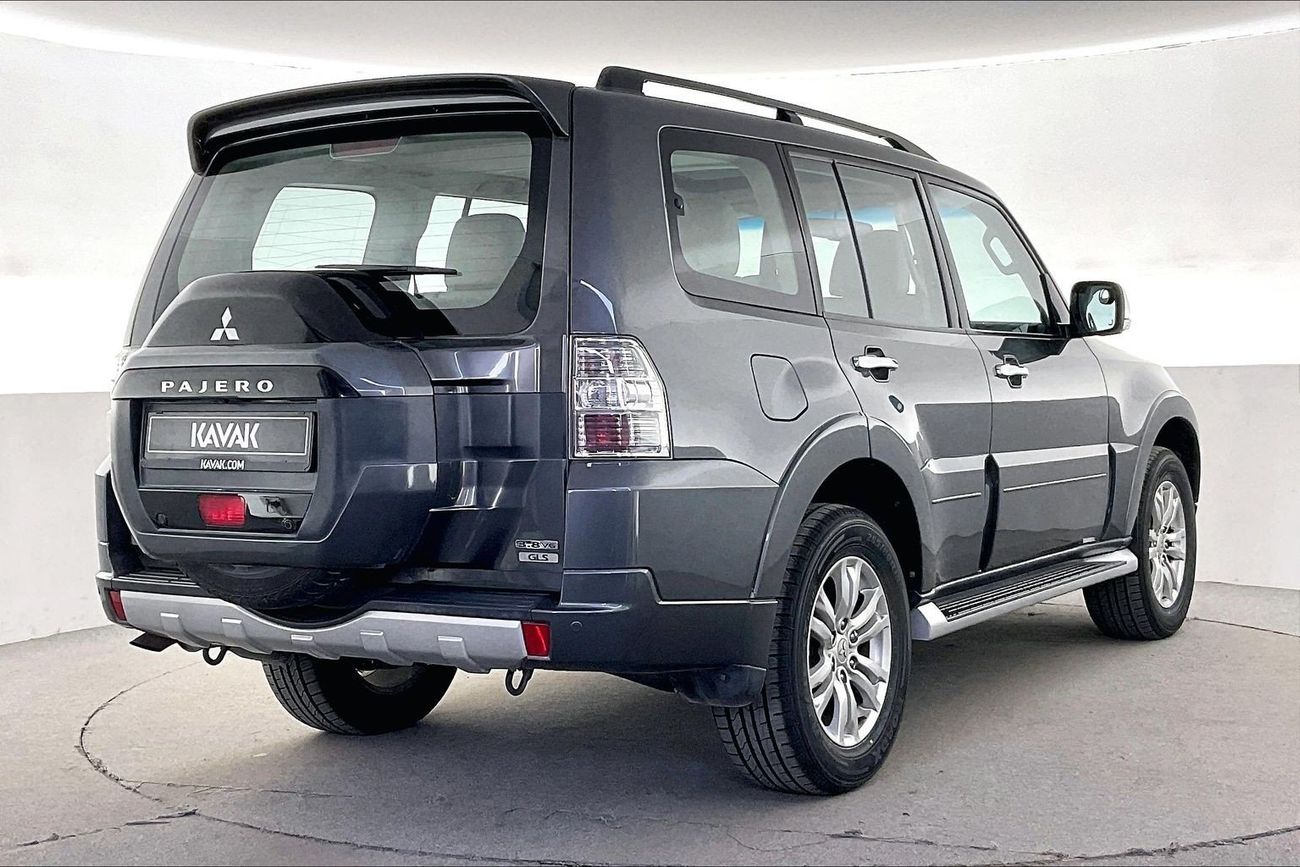 Mitsubishi Pajero GLS Highline | Carnival Sale • UP TO AED 20,000 OFF | Guaranteed Warranty | 0 Down Payment