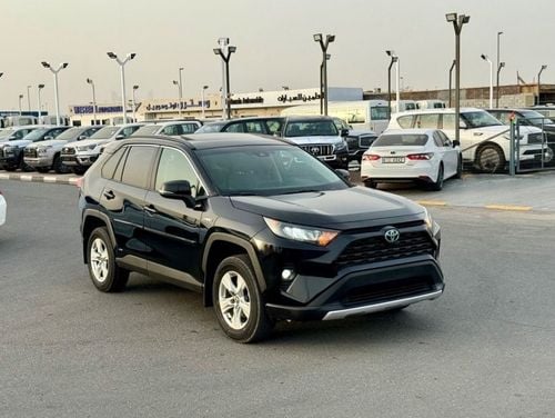 Toyota RAV4 2021 XLE HYBRID KEYLESS SUNROOF FULL OPTION  US SPEC