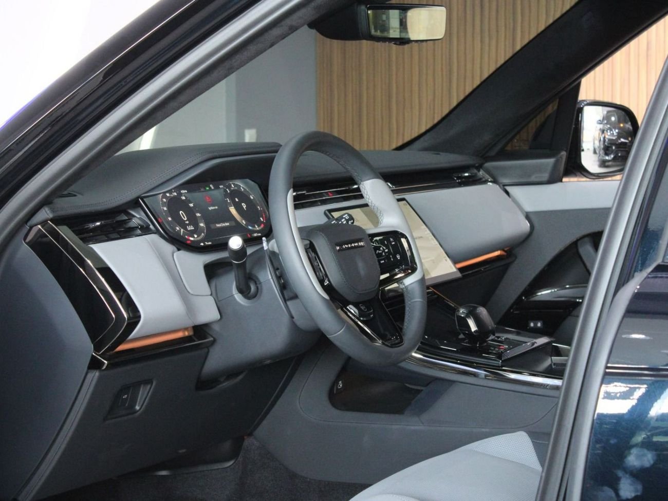 لاند روفر رينج روفر سبورت SV EDITION