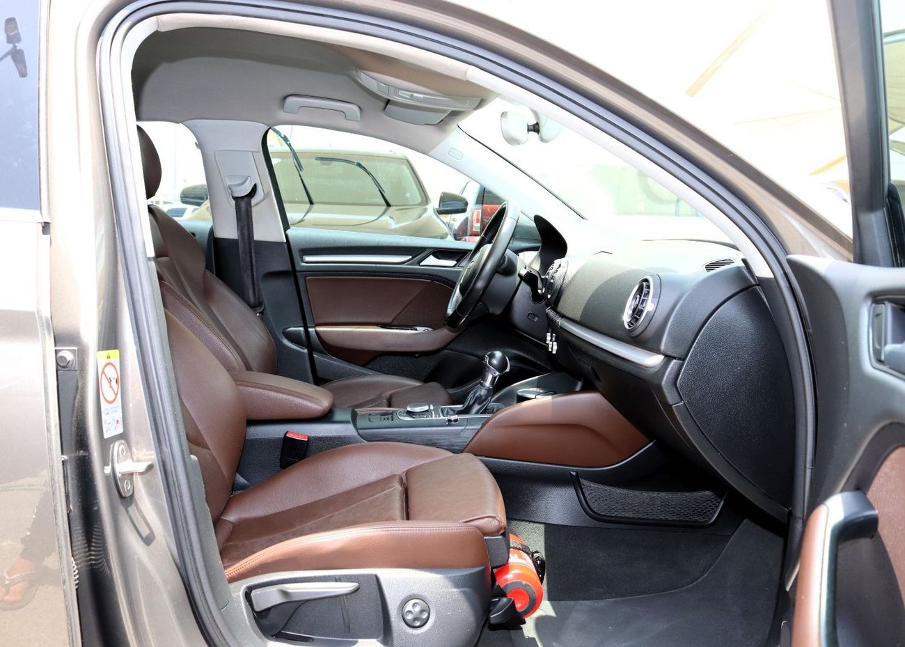 Audi A3 30 TFSI ACCIDENTS FREE- GCC- ORIGINAL PAINT - 1400 CC TURBO- PERFECT CONDITION INSIDE OUT