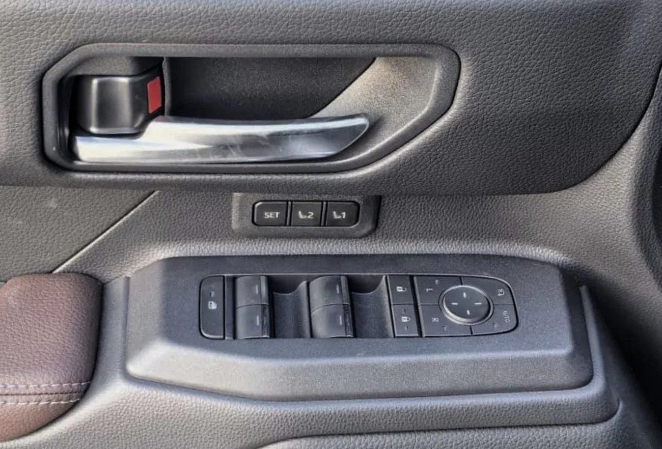 تويوتا برادو TOYOTA PRADO TURBO| 2.4L V4  PETROL | POWER WITH LEATHER SEATS | SUNROOF | FULL OPTION | MY2025