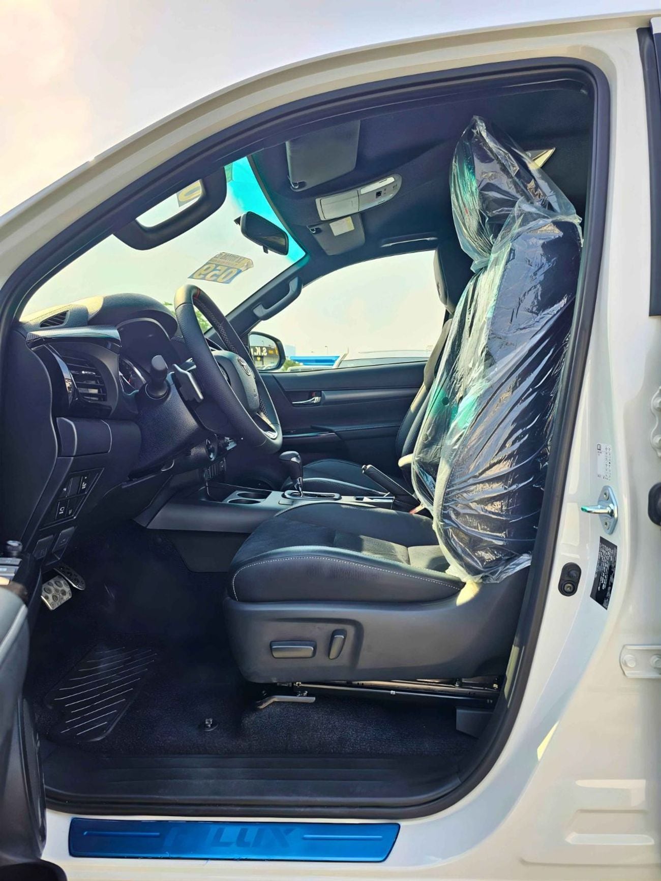 Toyota Hilux GR SPORT WIDE BODY / 4.0L PETROL V6 / OVER FENDER / TRIP TRONIC / 360*CAMERA / DRIVER PWR SEATS WITH