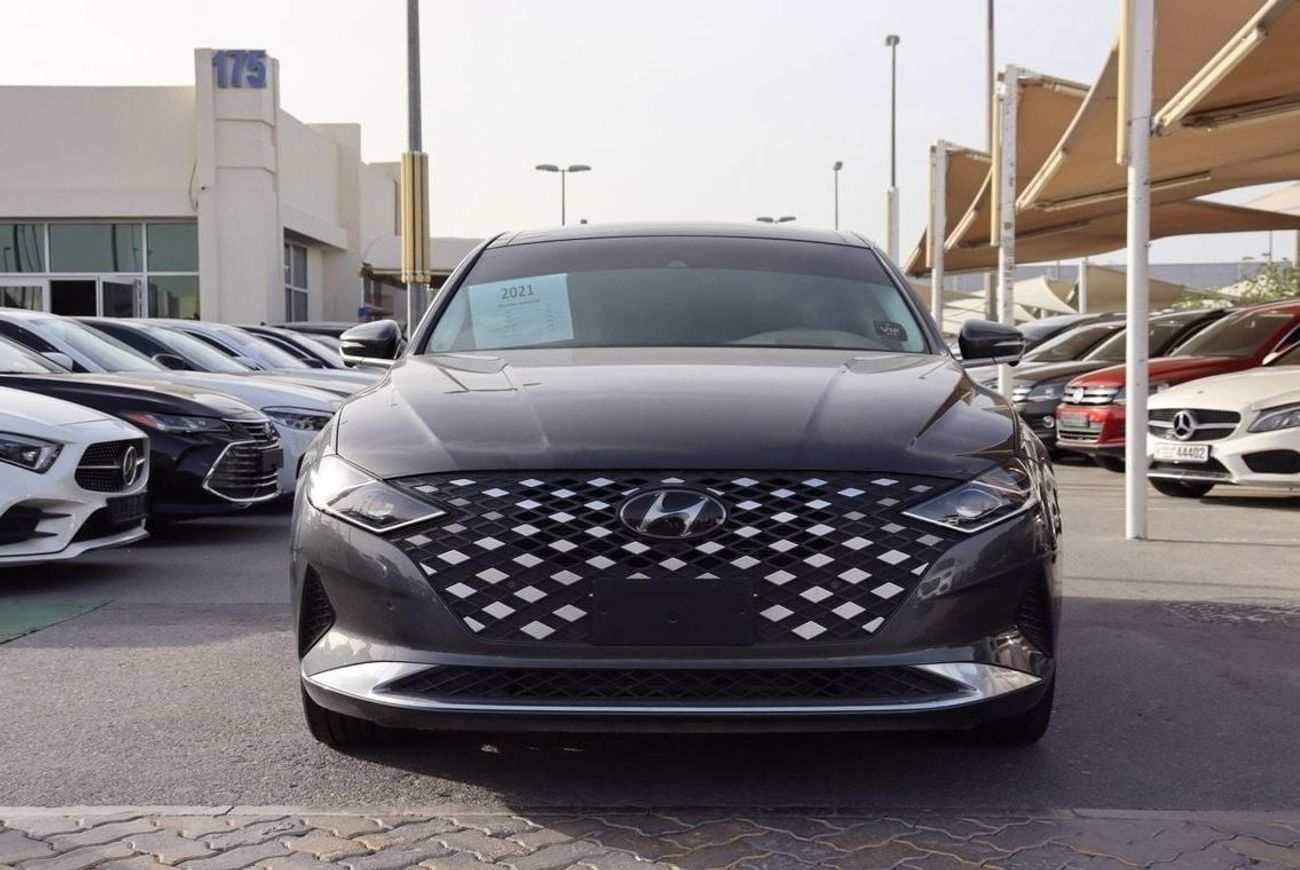 هيونداي أزيرا Top 3.5L Hyundai Azera Full / GCC / 2021 / 80,000KM / First Owner