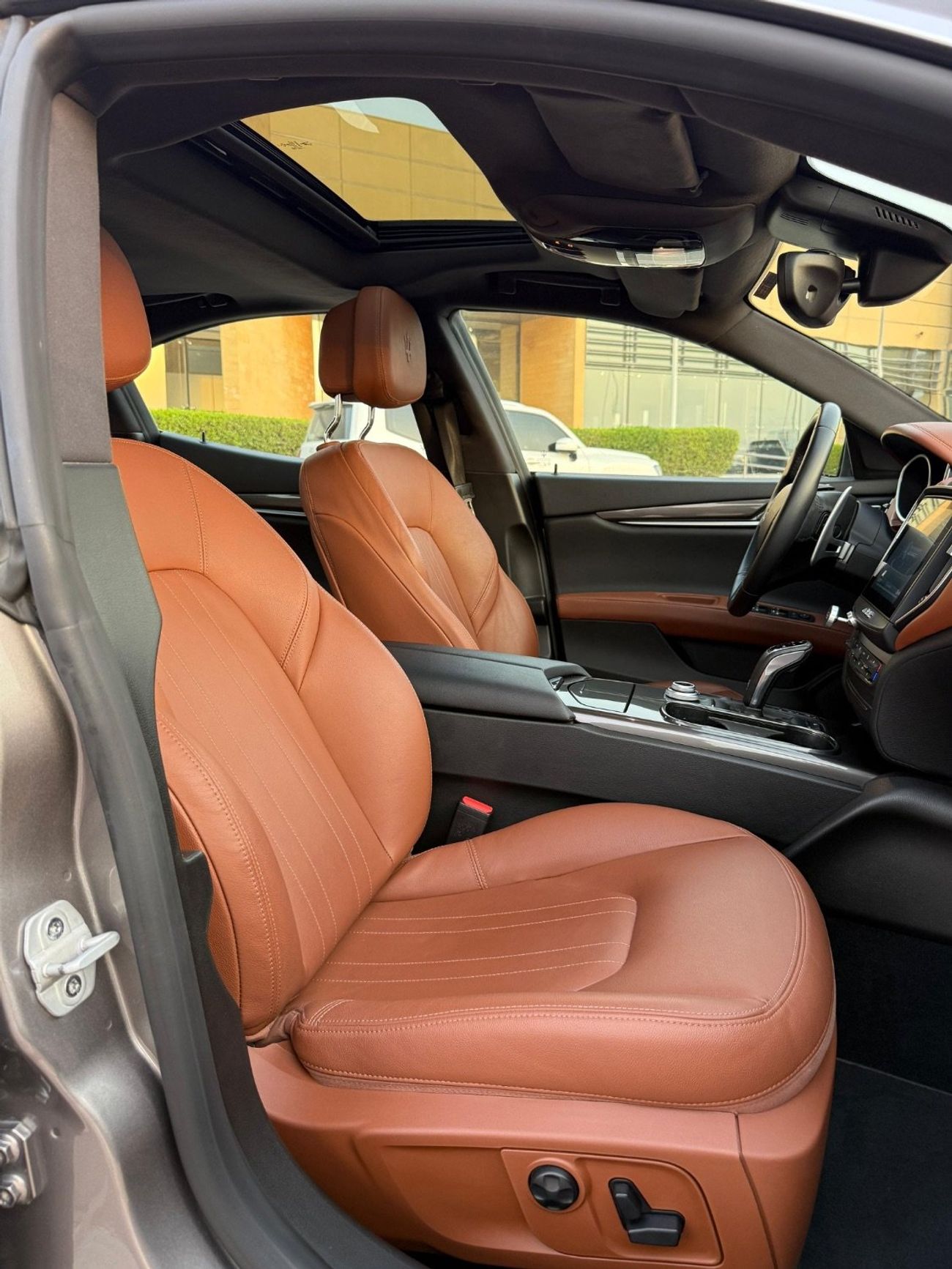 Maserati Ghibli Std 3.0L