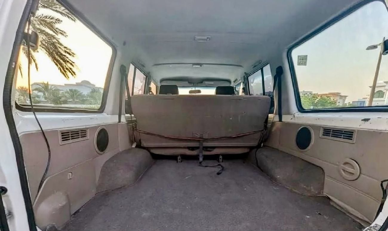 Toyota Land Cruiser 70