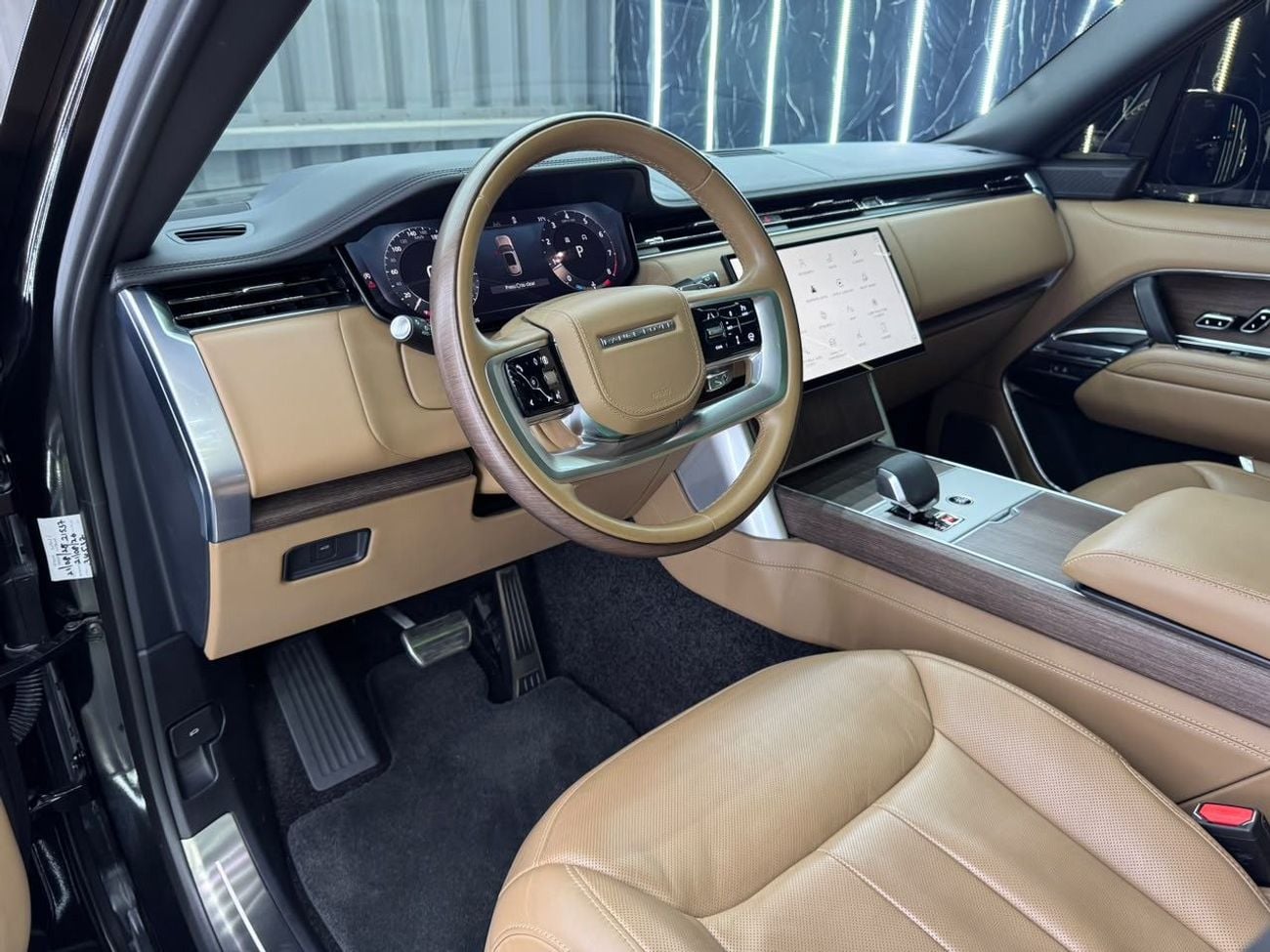 Land Rover Range Rover AUTOBIOGRAPHY LWB P530 TWIN TURBO |LWB | FLAGSHIP LUXURY |GCC | AL TAYER  WARRANTY  & SERVICE2029