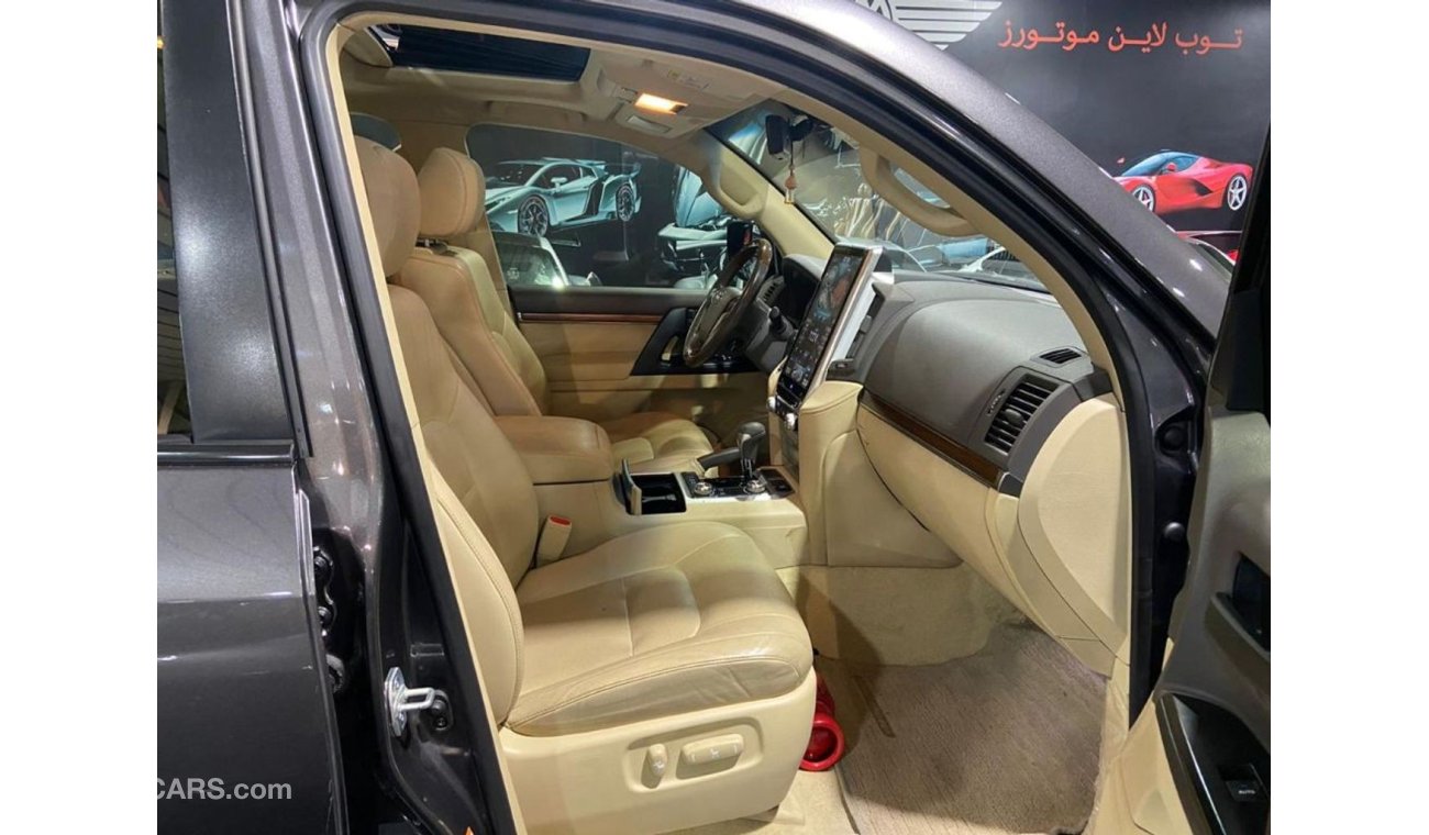 Toyota Land Cruiser PLATINIUM EDITION
