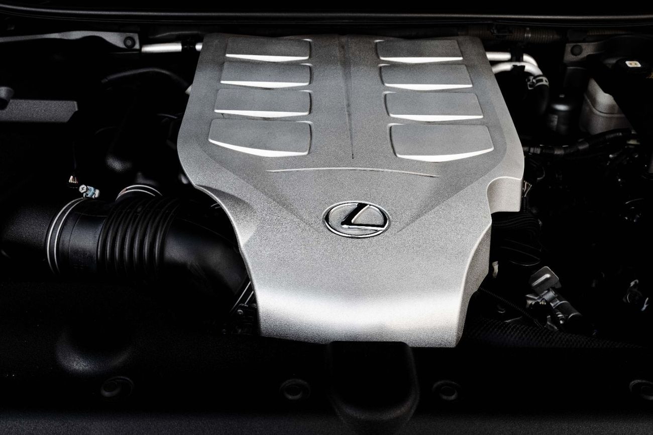 Lexus GX460 GX460 Platinum | 3,329 P.M  | 0% Downpayment | Low Mileage!