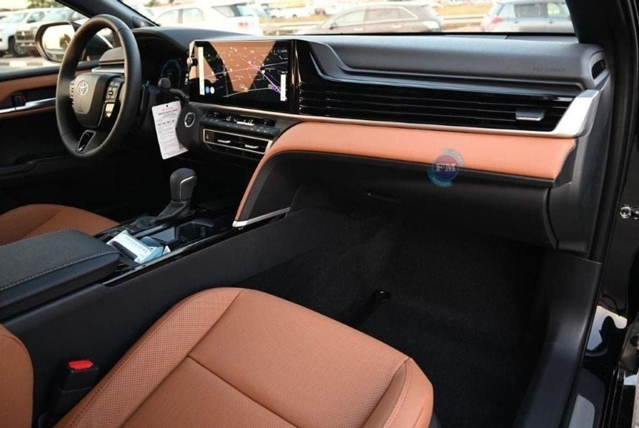 Toyota Camry Hybrid Lumiere 2.5L Petrol 5 Seater Automatic