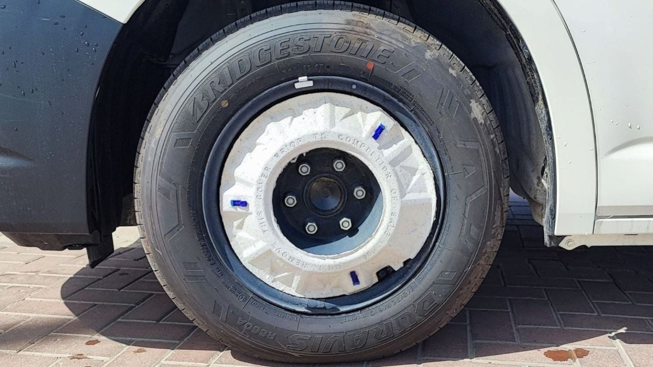 تويوتا هاياس TOYOTA HIACE 2.8L P-VAN DSL A C HI 3 MT