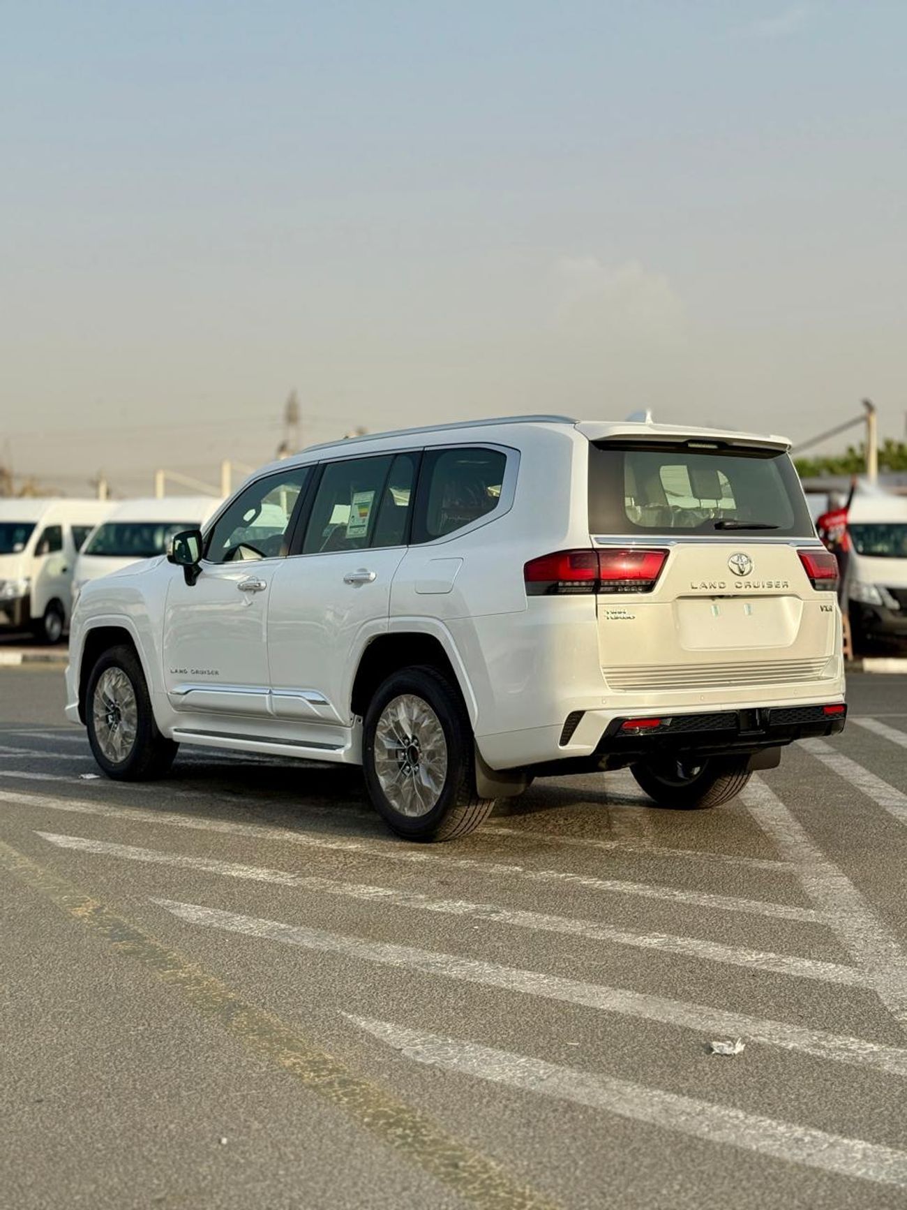 Toyota Land Cruiser VXR 3.5L