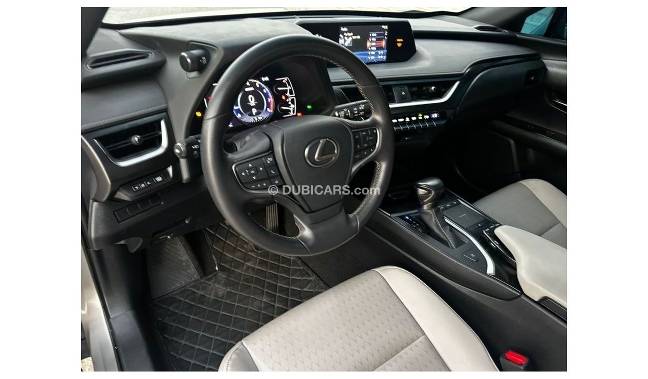 Lexus UX200 Excellence
