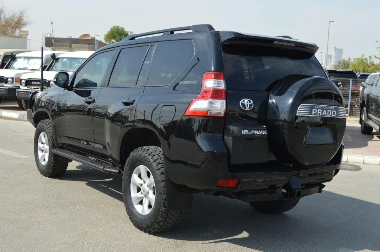 تويوتا لاند كروزر Prado, perfect inside and outside