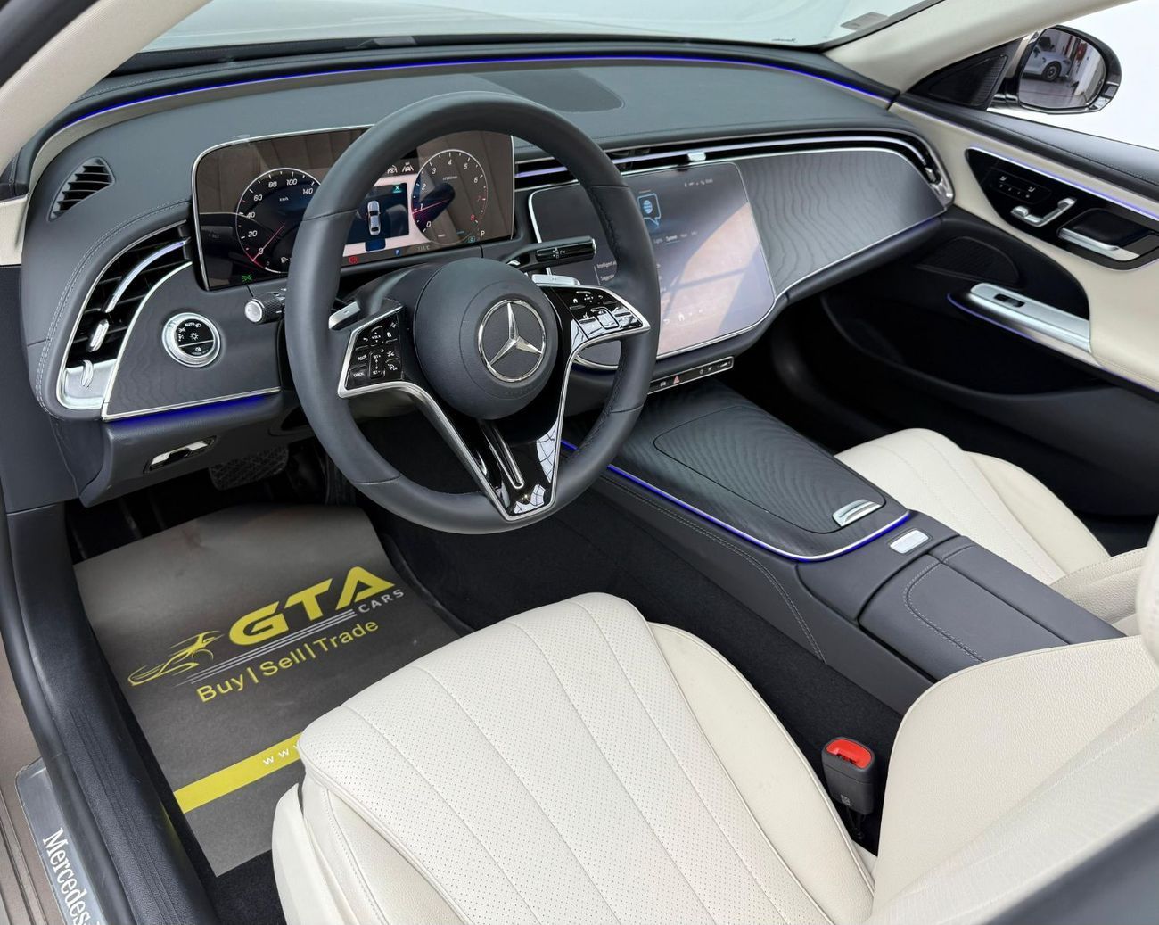 مرسيدس بنز E200 2.0L 2024 Mercedes Benz E200 AMG, Warranty, Fully Loaded, Very Low Kms, Excellent Condition, Korean