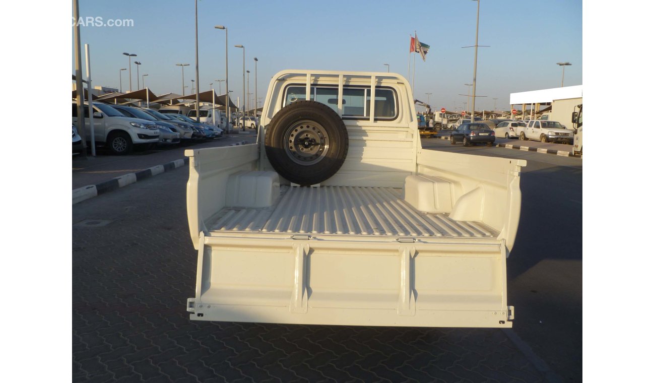 تويوتا لاند كروزر بيك آب 79 4.5L V8 Diesel Single Cab Manual