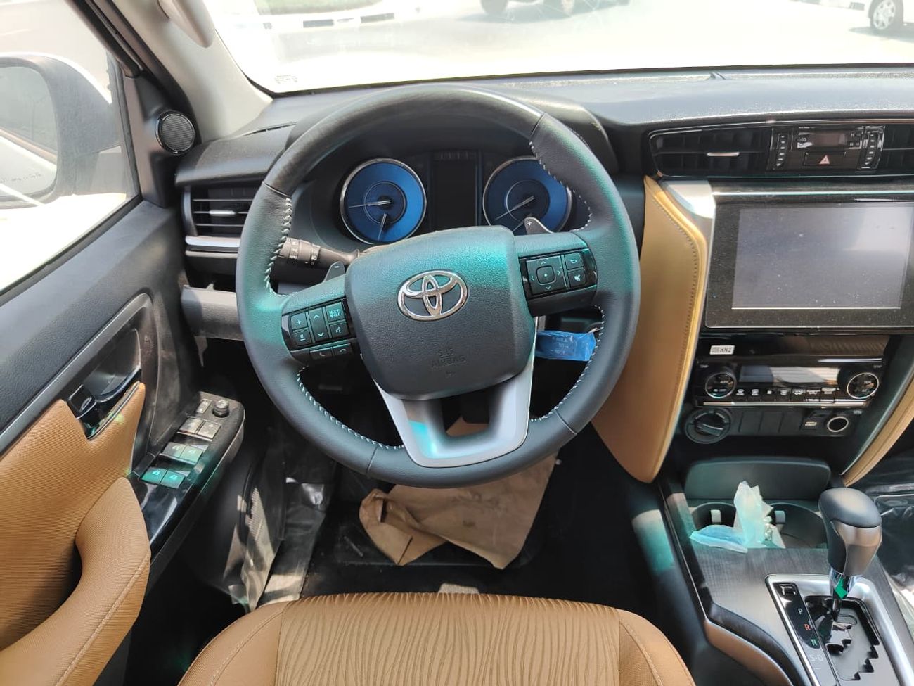 Toyota Fortuner 2024 Toyota Fortuner SR5 High-Option 7-Seater 2.4L 4-Cyl Turbo Diesel A/T 4x4 Export Only