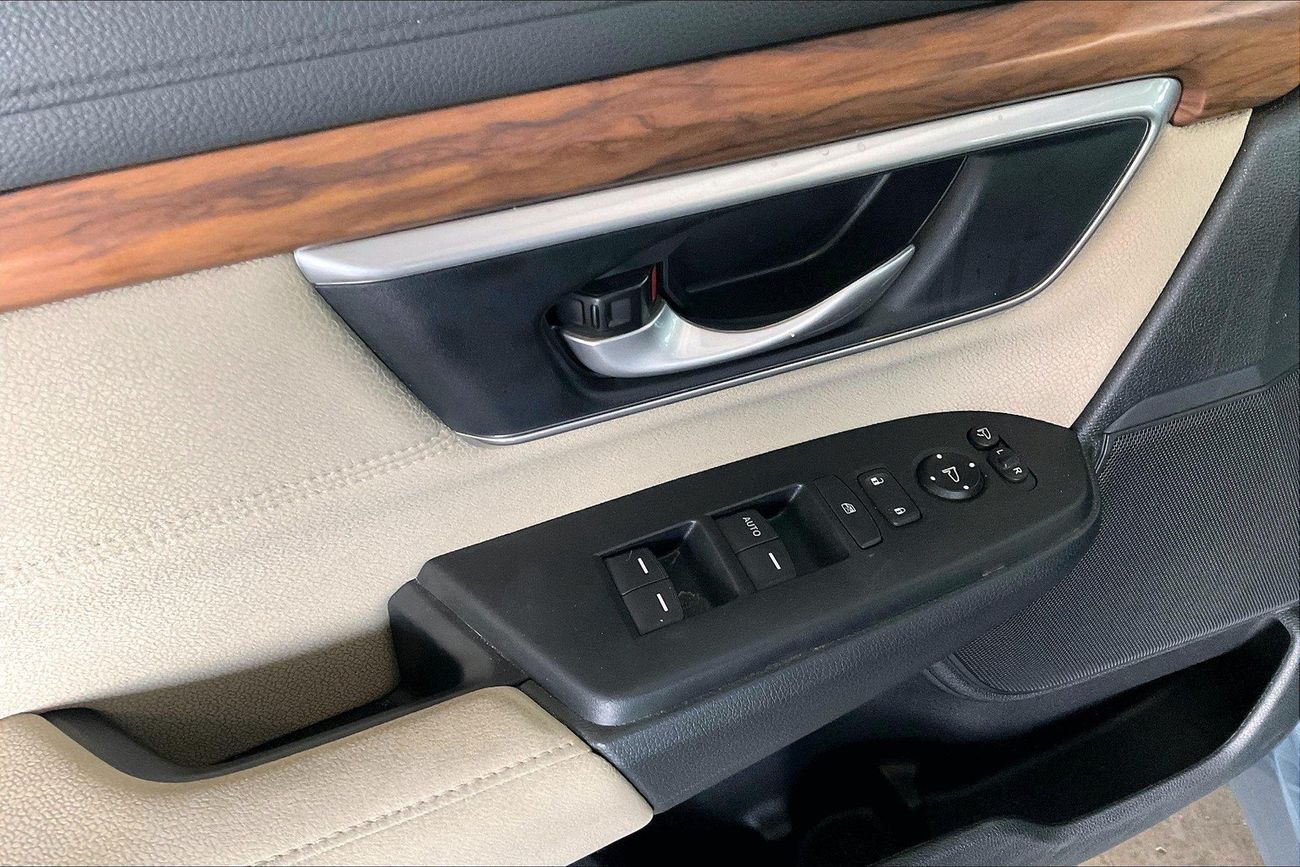 Honda CRV Touring | Guaranteed Warranty | 0 Down Payment