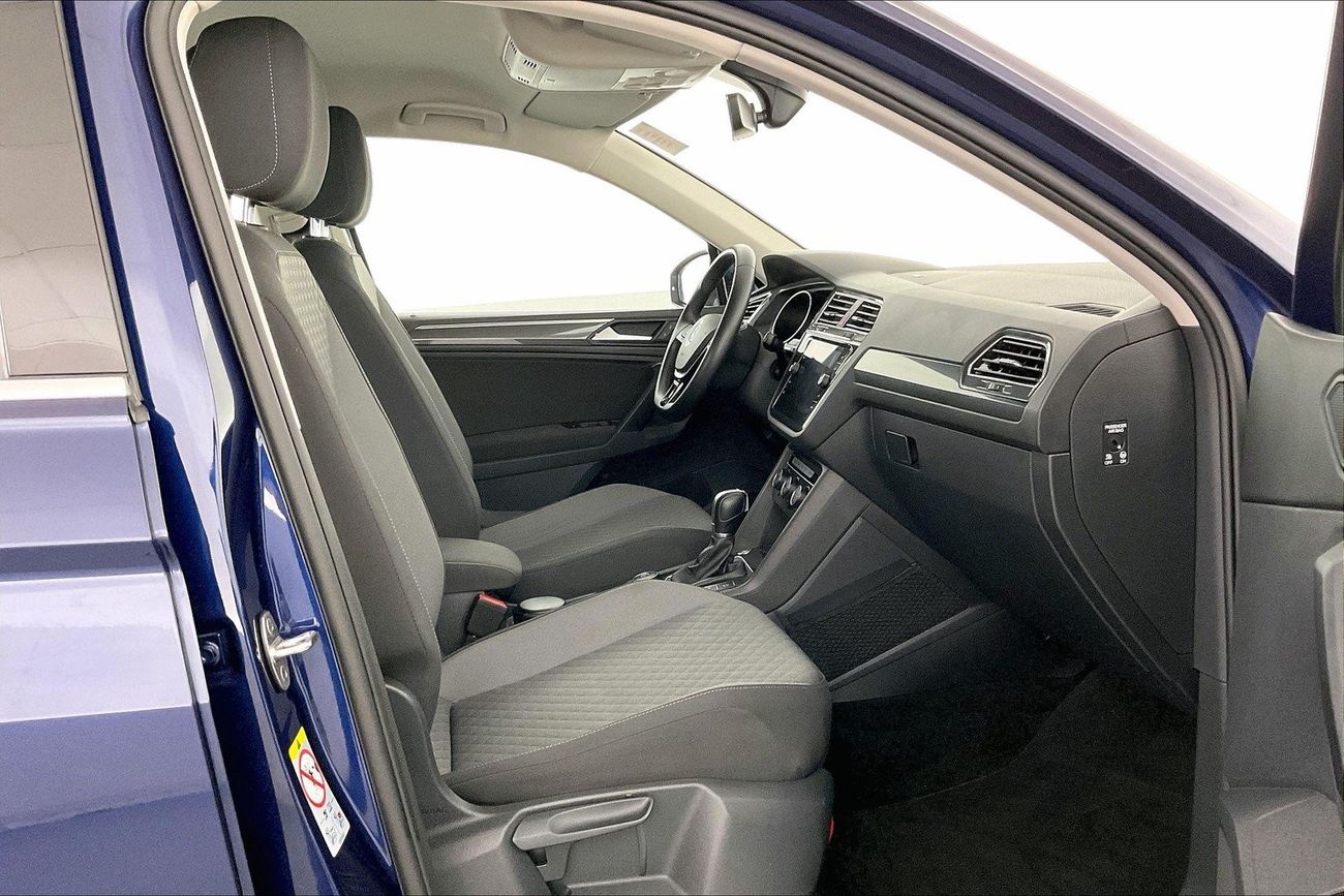 Kia Carens EX| 1 year free warranty | Exclusive Eid offer