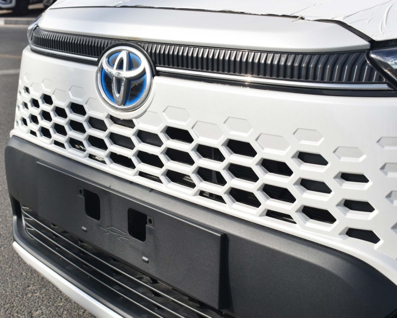 تويوتا كورولا كروس 1.8L GLI (HEV)