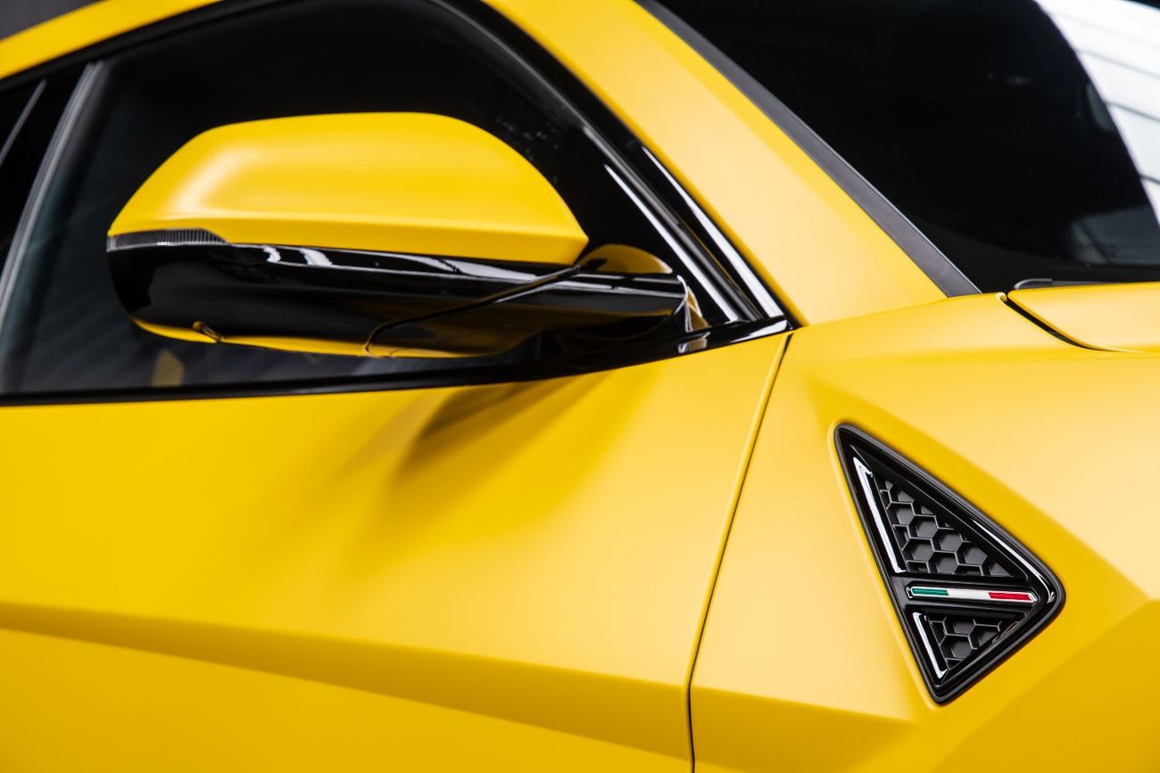 Lamborghini Urus Urus SE + B & W + Panorama + Massage seats + Ambient