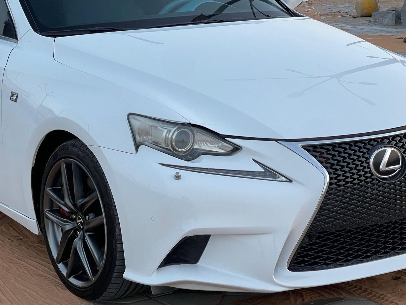 لكزس IS 350 F سبورت بلاتينوم