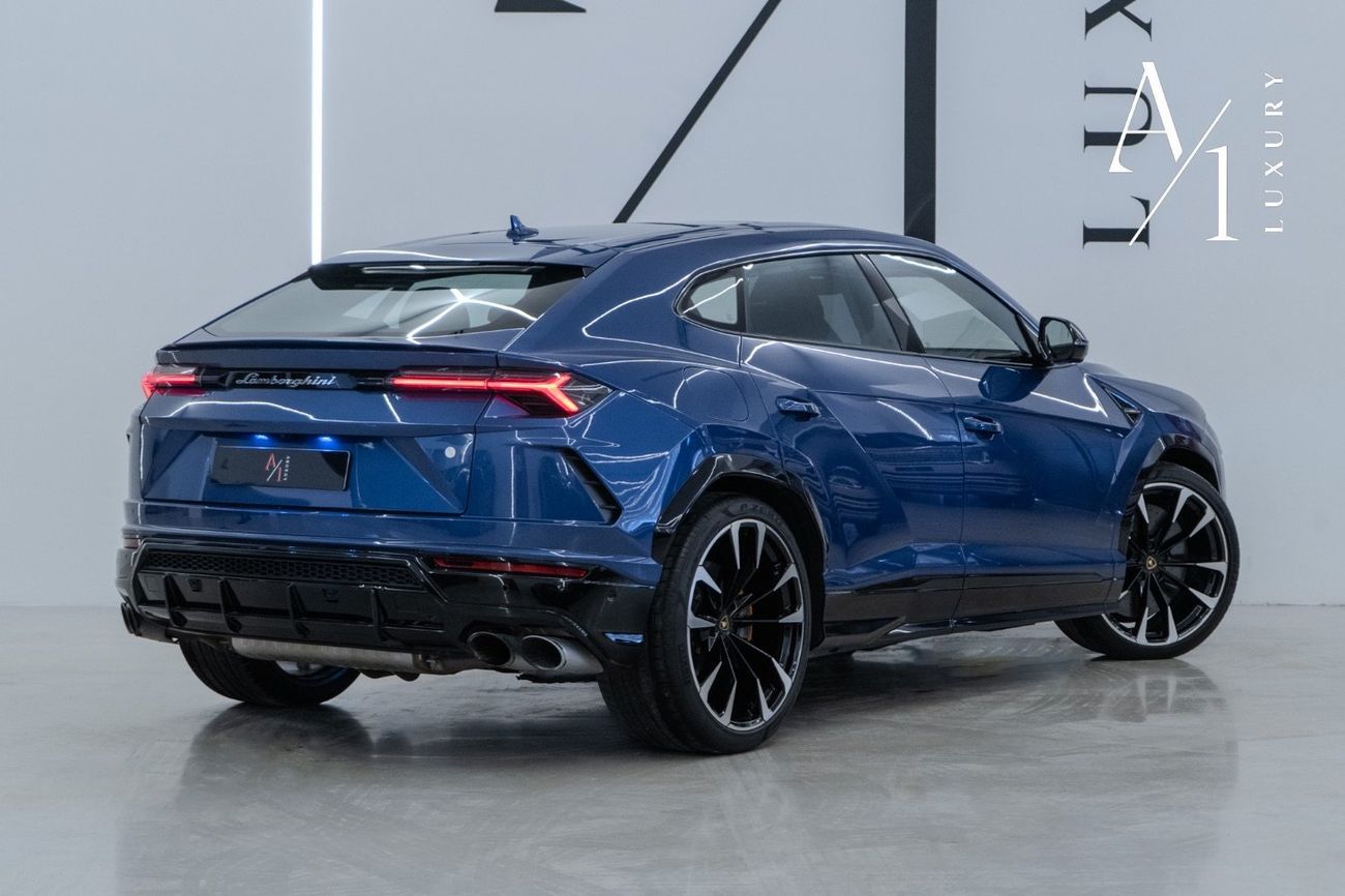 Lamborghini Urus STD 4.0T V8 2022 Lamborghini Urus, Service Contract With Lamborghini, Excellent Condition, GCC Spec