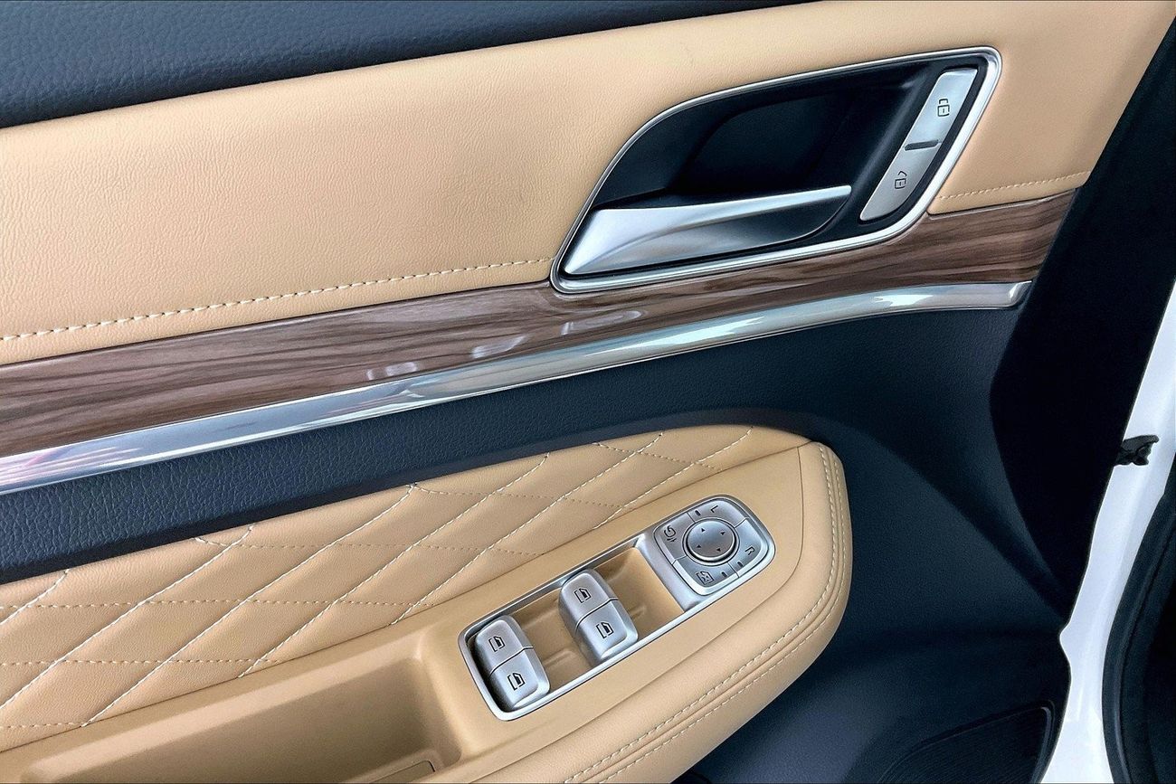 تويوتا لاند كروزر GXR GT | ضمان مجاني لمدة عام | 0 دفعة أولى