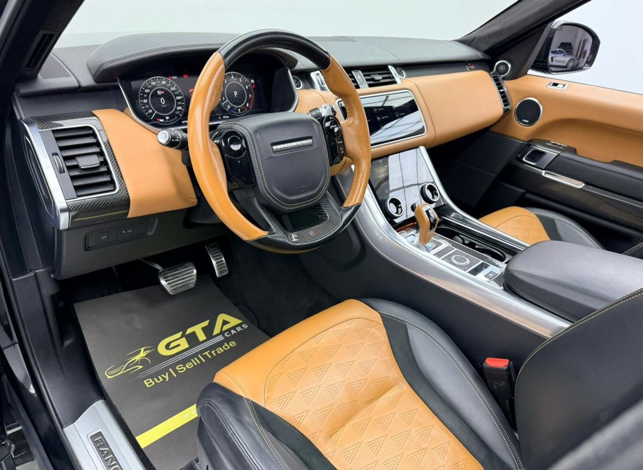 لاند روفر رينج روفر سبورت 2022 Range Rover Sport SVR, 2027 RR Warranty + Service Pack, Full RR Service History, GCC