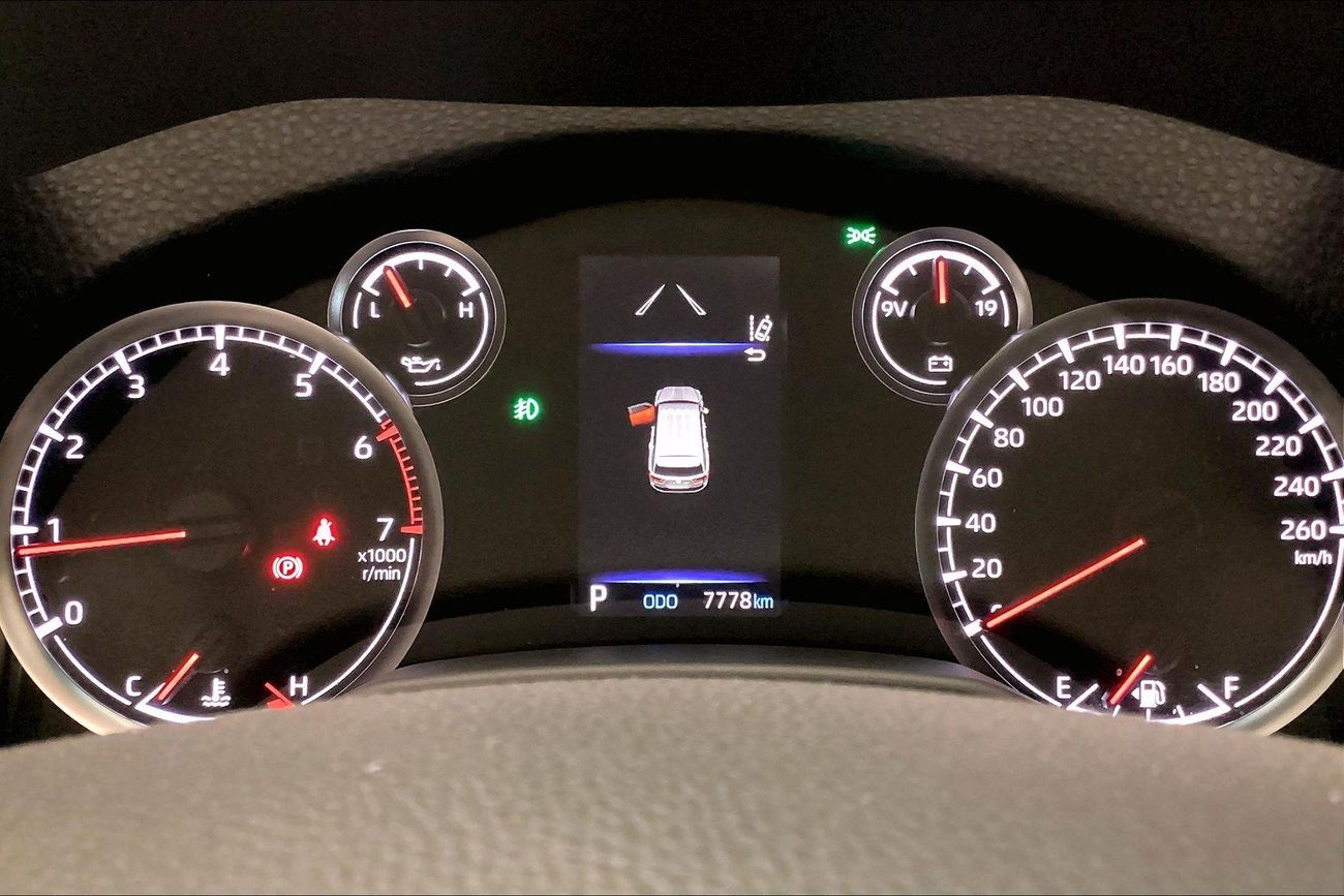 تويوتا لاند كروزر GXR | شامل الضمان | 0 ﺪﻔﻋﺓ ﺃﻮﻟﻯ