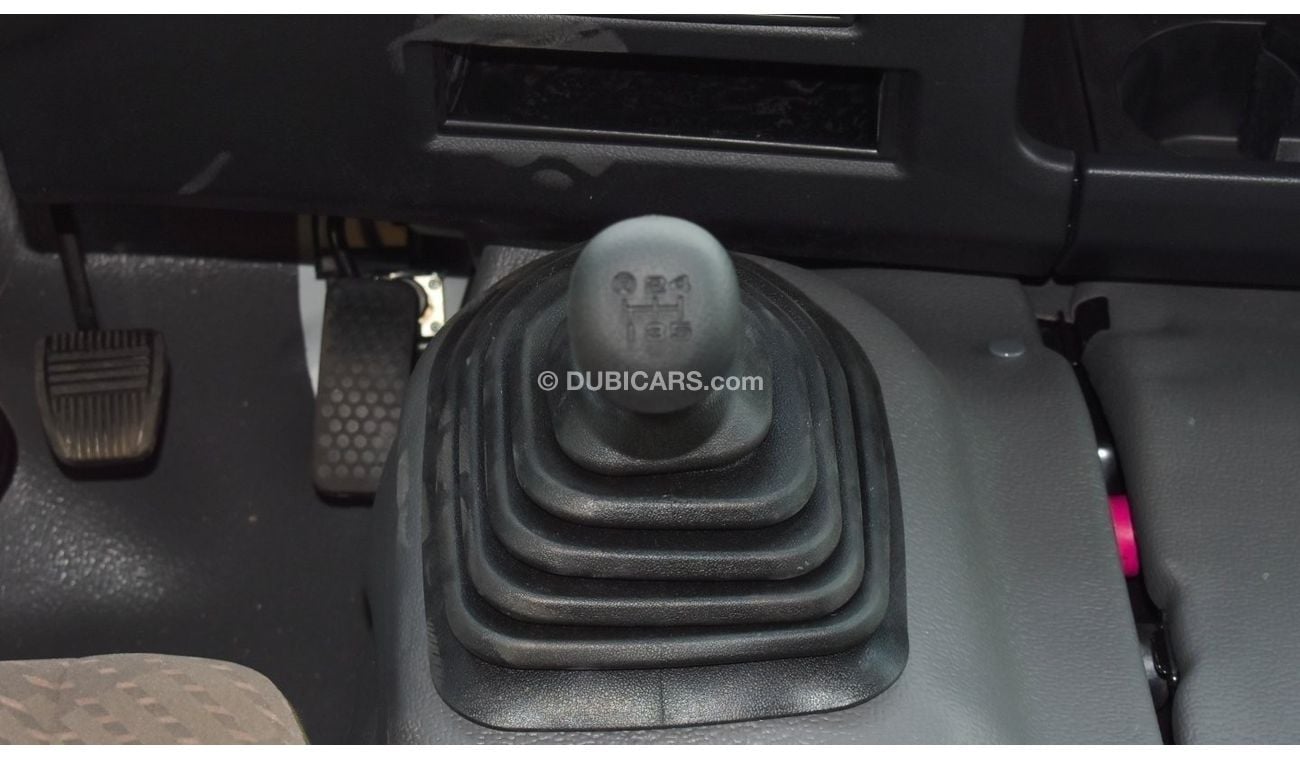 تويوتا كوستر 23 Seats 4.2L Diesel V6 2024 Model