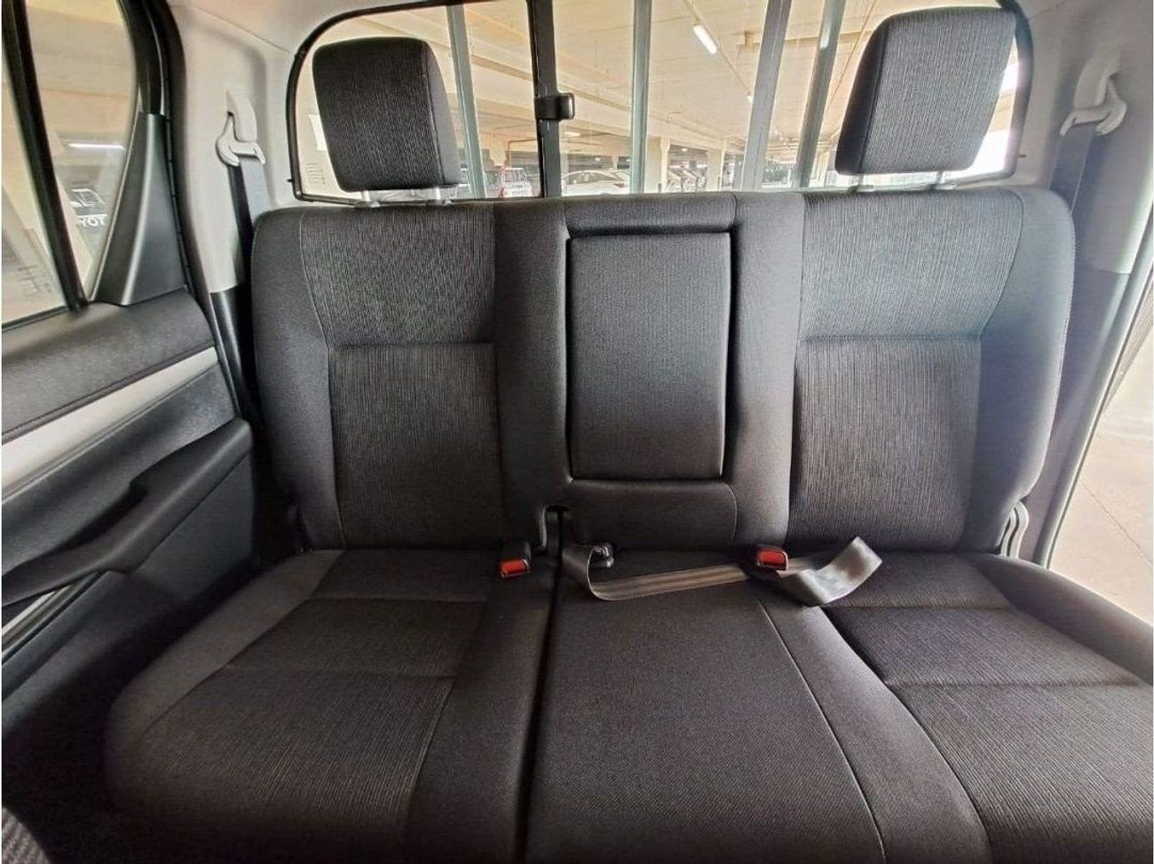 Toyota Hilux Toyota Hilux 2.7L petrol MT 2024