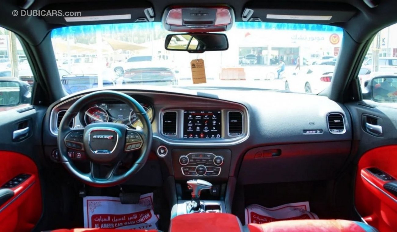 دودج تشارجر *LOW MILES* Charger SRT Scat Pack 6.4L 2021/Leather interior/ Excellent Condition