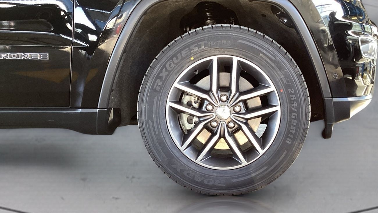 جيب جراند شيروكي 3.6 LIMITED 4WD AUTO | شامل الضمان | 0 ﺪﻔﻋﺓ ﺃﻮﻟﻯ