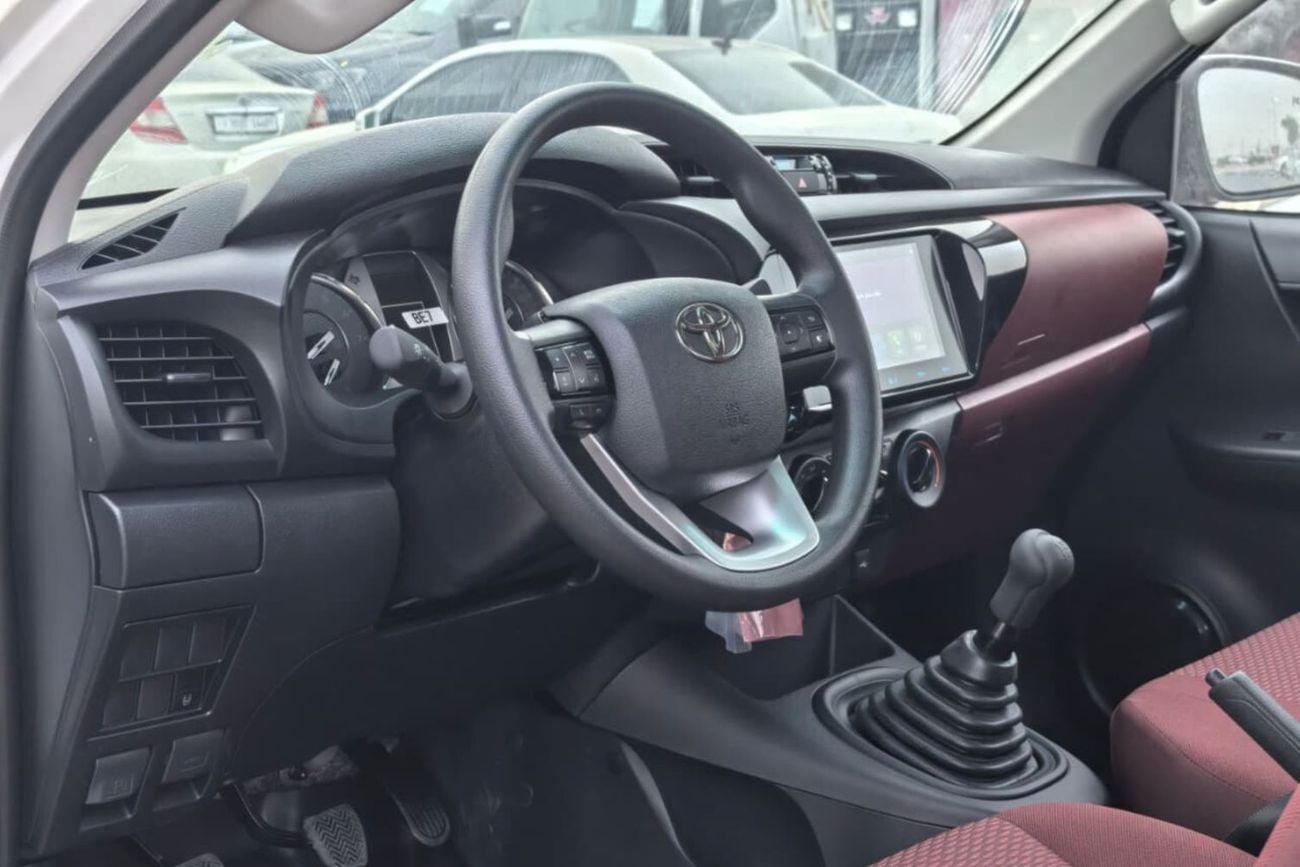 تويوتا هيلوكس TOYOTA HILUX 2.7L PETROL SINGLE CABIN 4WD 2 DOORS 2026