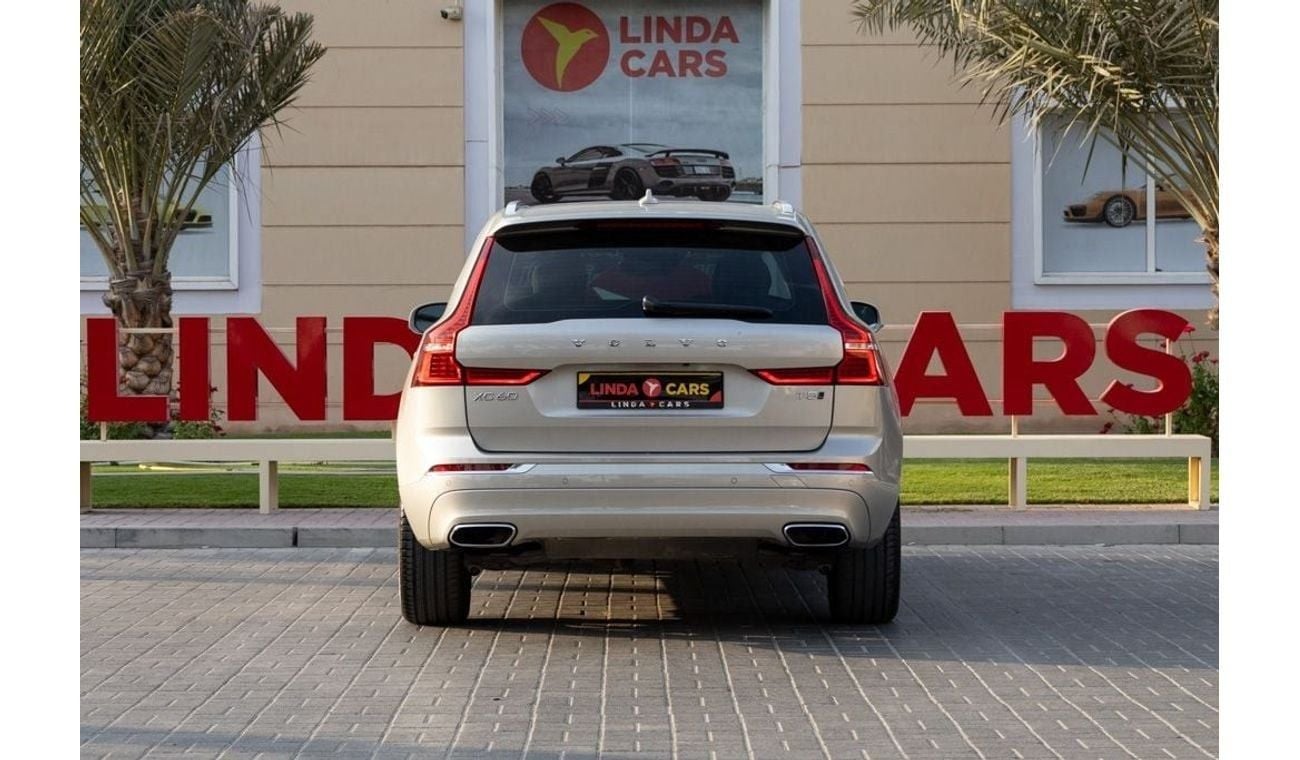 فولفو XC 60 T5 Momentum 2.0L AWD Volvo XC60 T5 2021 GCC under Agency Warranty and Service Contract with Flexible