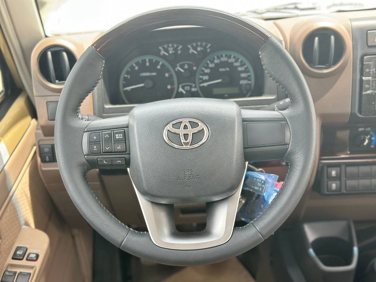 Toyota Land Cruiser Pick Up S/C LC79 2.8L DSL M/T // 2026 // STD Option Diff Lock , DVD&Back Camera // Special Offer // By Formu