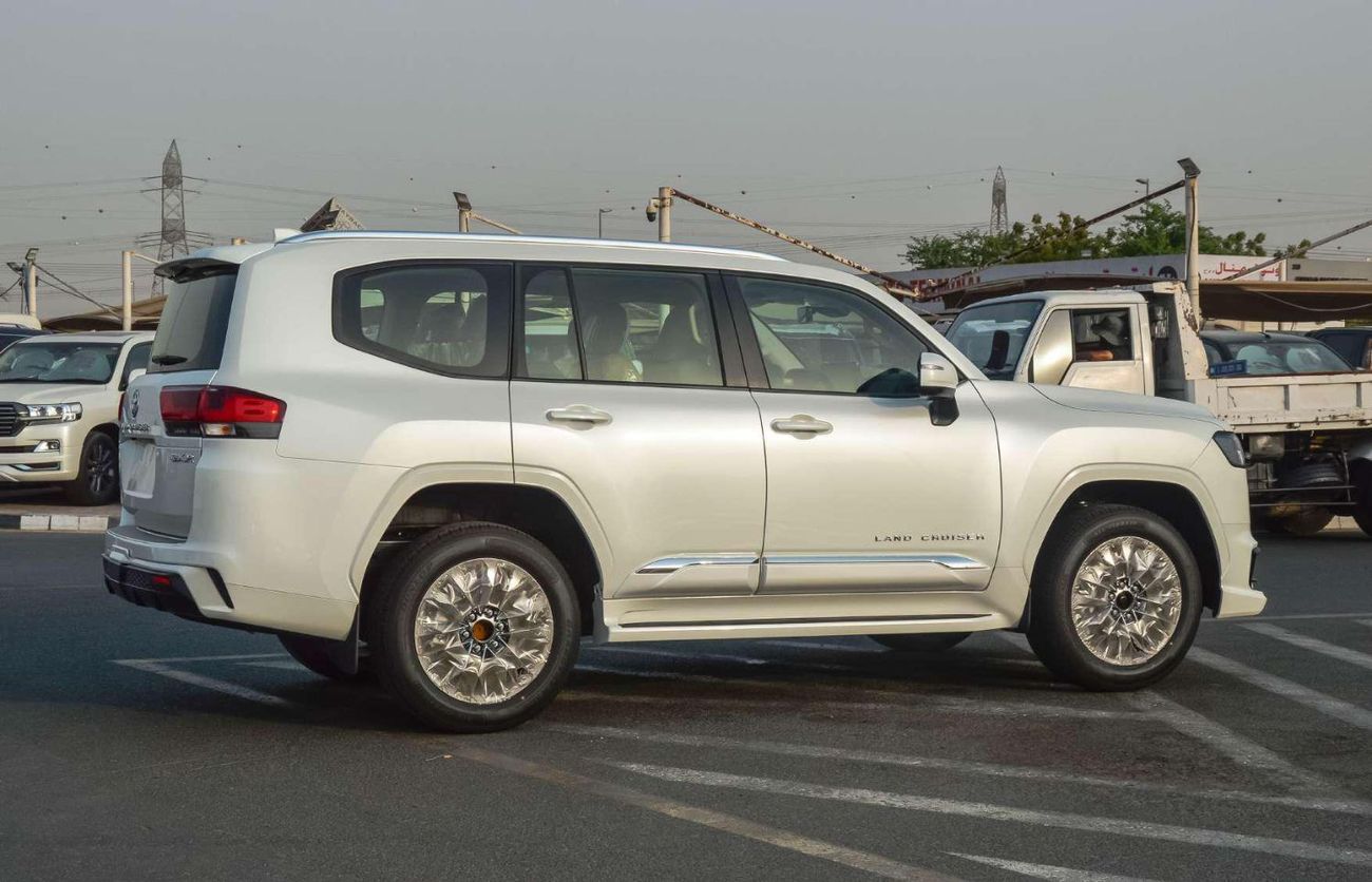 تويوتا لاند كروزر GXR 4.0L TOYOTA LAND CRUISER GX.R 4.0L 4WD PETROL SUV 2025
