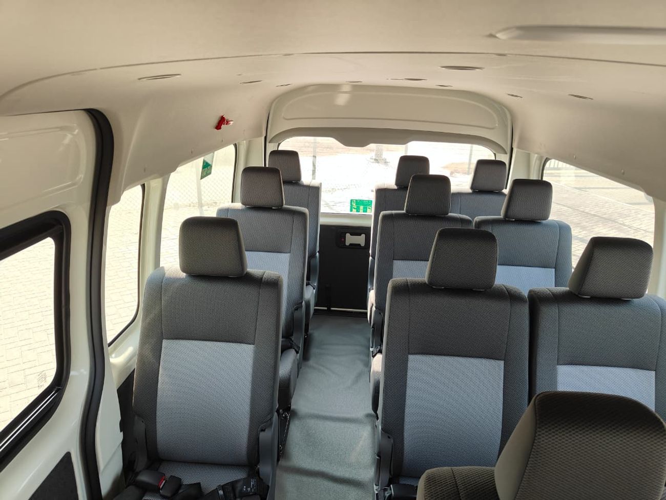 تويوتا هاياس GL 2026 Toyota Hiace 13-Seater High-Roof Full-Option 3.5L V6 Petrol A/T RWD Export Only