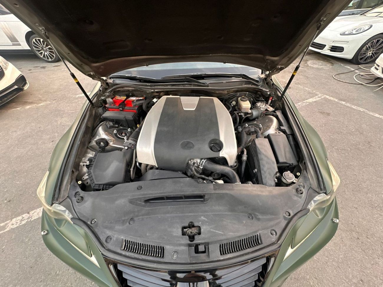 لكزس IS 350 F Sport Platinum 3.5L