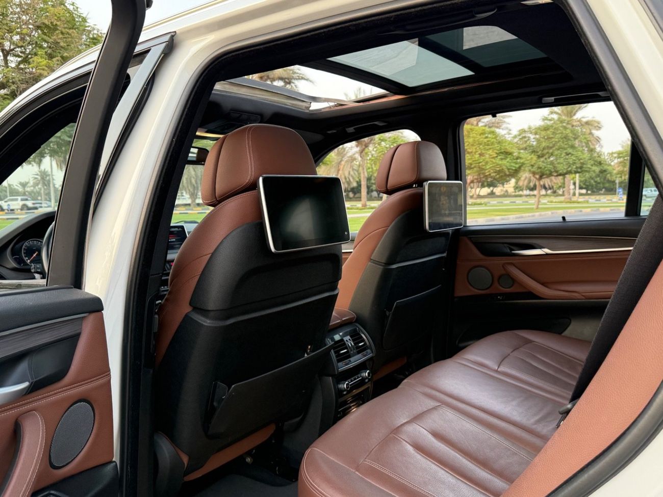 BMW X5 35i Exclusive 3.0L (5 Seater)