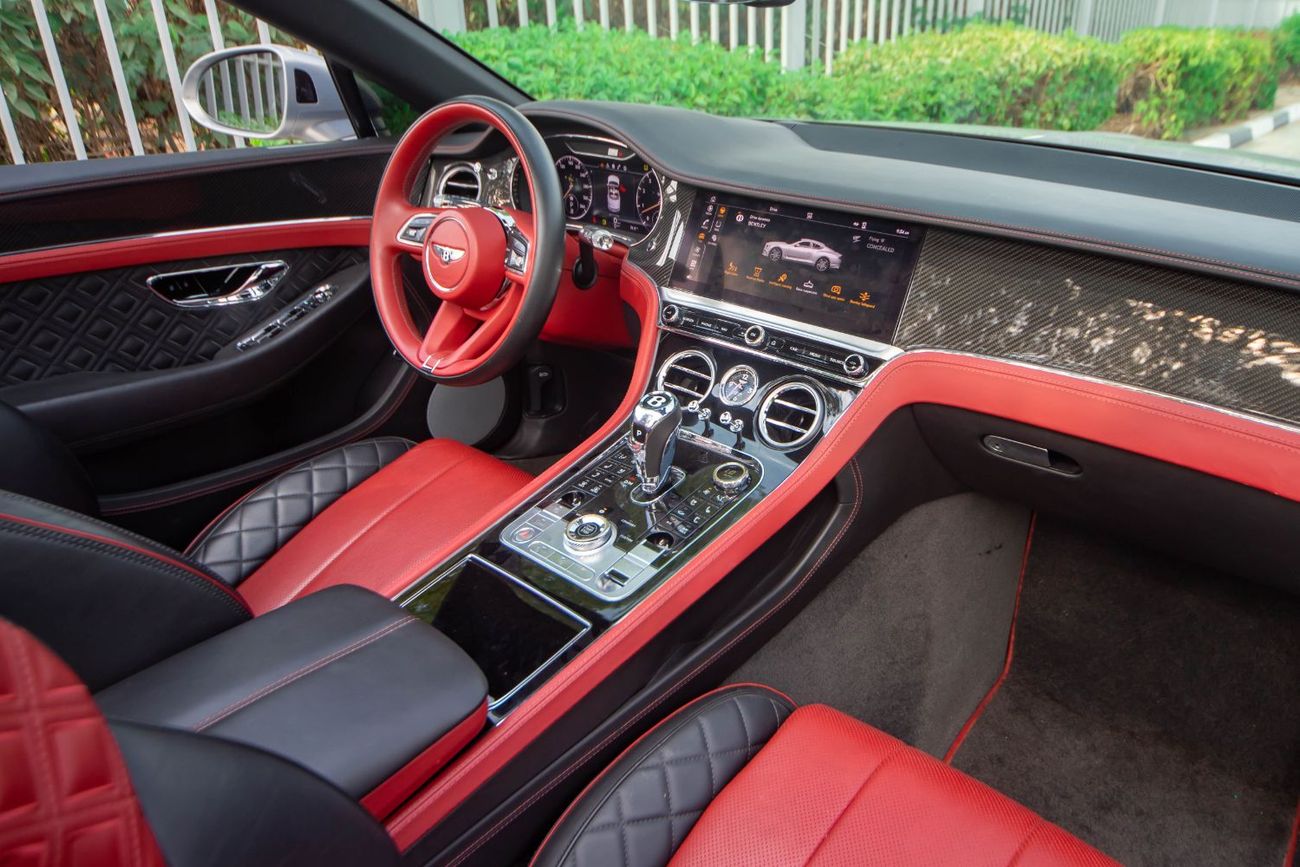 بنتلي كونتيننتال جي تي 4.0T V8