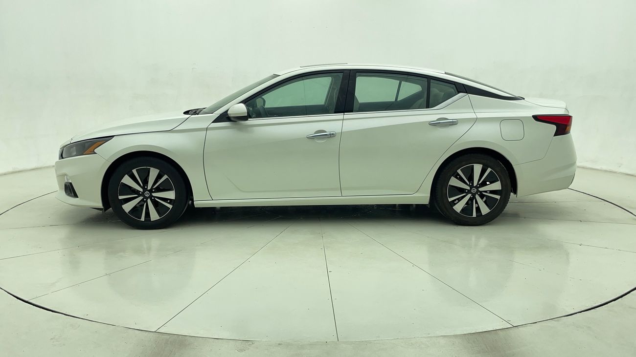 نيسان ألتيما SV 2.5 | بدون دفعة مقدمة | اختبار القيادة في المنزل