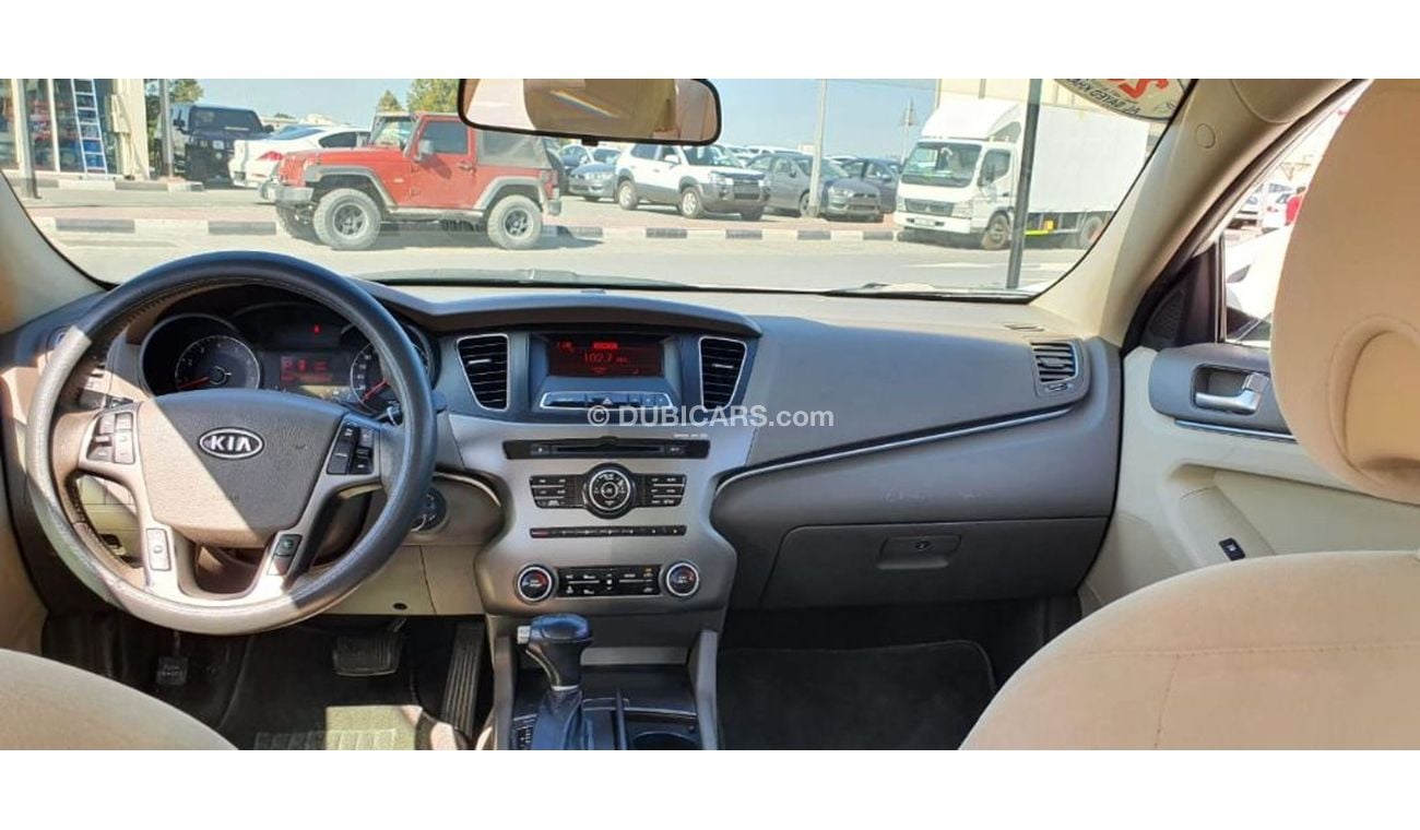 Kia Cadenza 2013 Gcc without accidents
