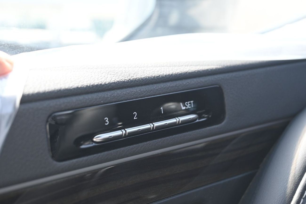 لكزس LX 600 Signature 3.5L Lexus LX600 Signature Mark Levinson, 3.5L Twin-Turbo V6, Petrol